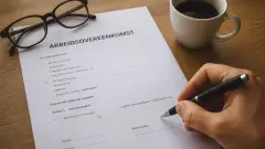 Nederlands arbeidscontract: punten om te controleren vóór ondertekening