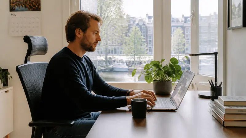 Thuiswerken in Nederland: productiviteit, regels en organisatie
